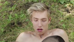 Private Show Wild Male Threesome Action