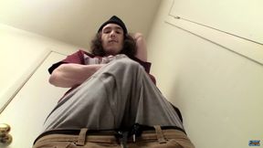 Skater Boy Empties His Cock