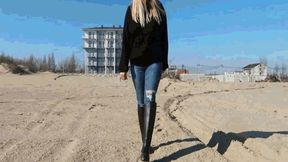 Walk to the sea in rubber boots WMV(1280x720)FHD