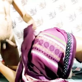 Romantic bhabhi with dever!!Saxy bhabhi in sari dogystyle fucking pussy