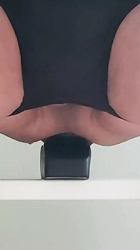 Huge all black 11cm plug