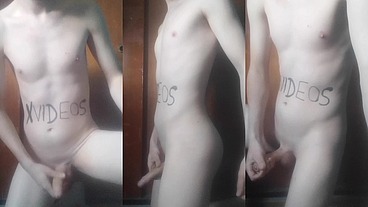 Flaco latino Argentino masturbandose