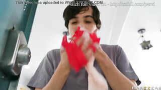 Perving Out / Brazzers / download full from http://zzfull.com/pervi