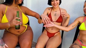 meninas brincando juntas