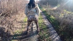Cheating wife goes fur-coat shopping with her husband'_s friend. She will suck his cock out-door 221