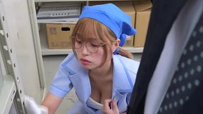 パート3 地味だけど妙にソソるオフィス清掃のパート妻。 しばらく放置してみたら自分から体を寄せてチ●ポをねだってきた！