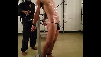 hot slave whipping