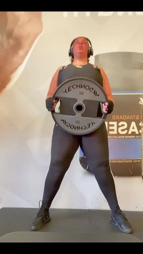 At the Gym Let Me Know if You Want a Sexy Workout Video