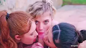 Delicious Foursome Outdoor - 4 Girls And 1 Man