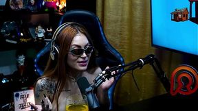 Mari �vila mostrou seu corpo maravilhoso que fez o Ruan Ficar cheio de tes�o &mdash;  o Podcast pegou fogo! - P�pum no Barraco!