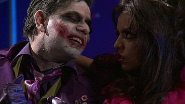 The Jokester And Batfuck Lead A Wild Orgy With Batchick And Hoards Of Sluts