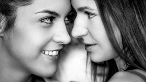 ”Spanish Carolina Abril & her Ukrainian GF”