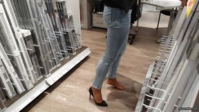 daily ways shoeplay in the furniture store wmv 1280 x 720