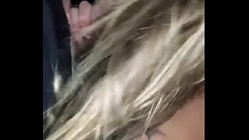Girlfriend sucking my cock