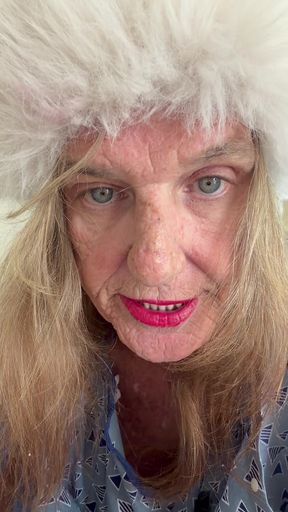 Lizzy Yum STATUS UPDATE 7