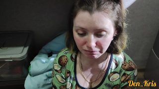 Avsugning, cumshot, bukkake – amatörtjej suger kuk efter att ha blivit anal knullad