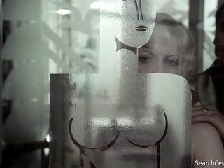 ”Pretty Andrea Ferreol has massive curves for everyone to see”