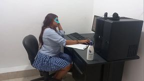 18 years old and I'_m studying my computer classes scantily clad because I'_m hot