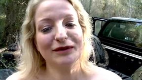 Blondie Mature Qui Se Fait Défoncer Sur Le Camion A La Sortie Du Magasin - Amateurs