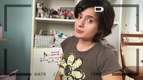 choose the trousers that look best on me