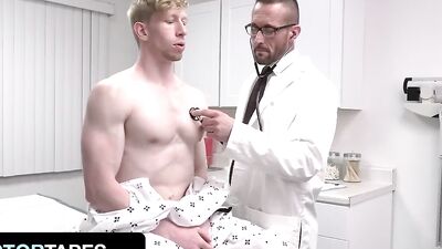 Doctor Tapes - Athletic Doctor Cures Patient's Troubles With Cumming With Passionate Intercourse
