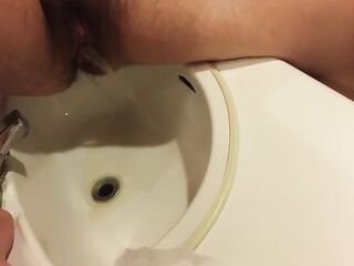 Piddle in the sink