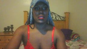Hot Sexy Ebony Milf Gets Dirty on Cam