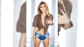 Clara Trinity's small size surprises her fuckbuddy, but she knows how to handle him