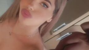 Take a peek😜😜