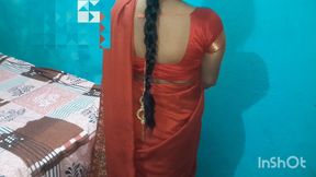 Desi bhabhi video bhabhi Akele Mein maja Le rahi hai desi bhabhi