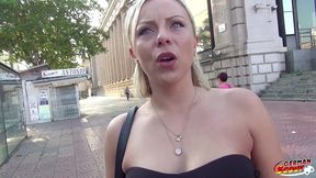 german scout - lilli vanilli mit mega titten bei casting ohne gummi gefickt