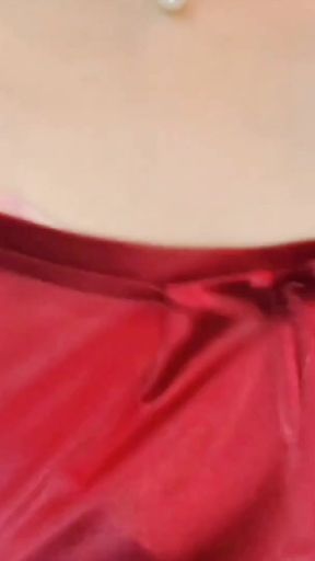 Seeing her workman's cock erect, Mistress couldn't stop herself from fucking herself.   Clip 1