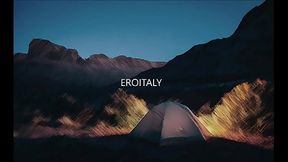 Lascia fuori quello che puzza (sesso in tenda,campeggio)