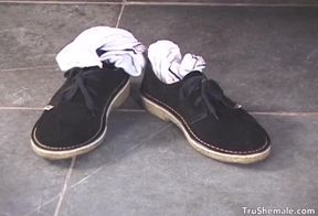 T-babe in red Luana Varrela gets dicked down until she cums