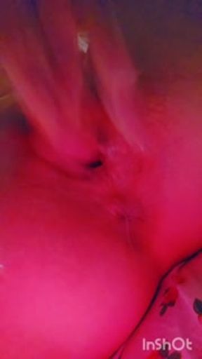 Saravee finger fucks her tight wet pussy hard