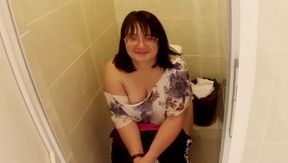 Sucked a Dick in a Public Toilet