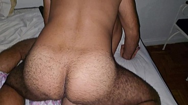 COMI O CU DO MEU VIZINHO O PESCADOR MAIS MACHO QUE EU CONHEÇO.