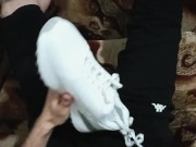 18 yo guy. white socks, sneakers, sweatpants. guy jerks off.