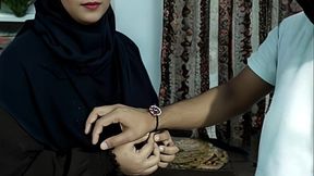 Muslim Stepsister in Hijab Fuck Hindu Stepbrother on Rakshabandhan