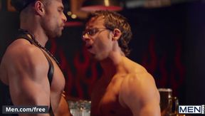 Mencom - Dirk Caber, Kurtis Wolfe, Nate Grimes & Jaxx Thanatos Fucking Each Other In The Bar