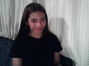 ZaidaMachiko delivers an electrifying show featuring asian and beauty!