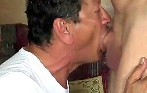 Daddy deepthroath with messy cum
