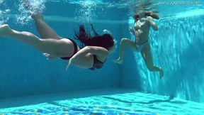 Jessica and Lindsay naked swimming in the pool