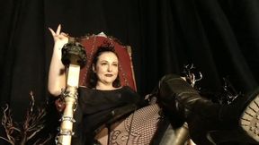 Queen Lilith Turns Borntoserve into Paintoyforlilith