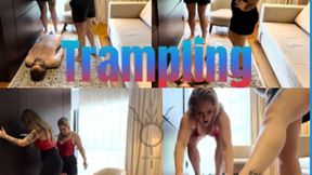 Trampling Duplo Empress Bella & Temptress Lua Barefoot - Trampling - Double Mistress - Foot Fetiche
