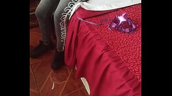 Ecuatoriana peque&ntilde_a acepta sexo por dinero en lima