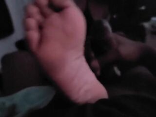 1023FEET step sibling gives tugjob with soft soles