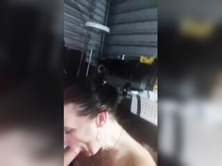This is how a floozy sucks a ramrod