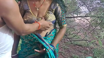 Desi Hot santhali bhabhi outdoor fucking i