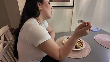 I Fucked My Persian Big Ass Stepsister Because I Smell Her Wet Pussy